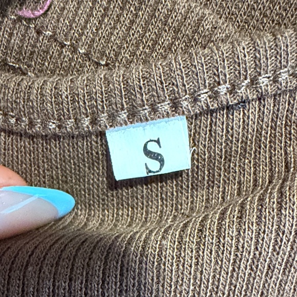 Elegant Brown Long Sleeve Ribbed Top - Picture 2 of 2